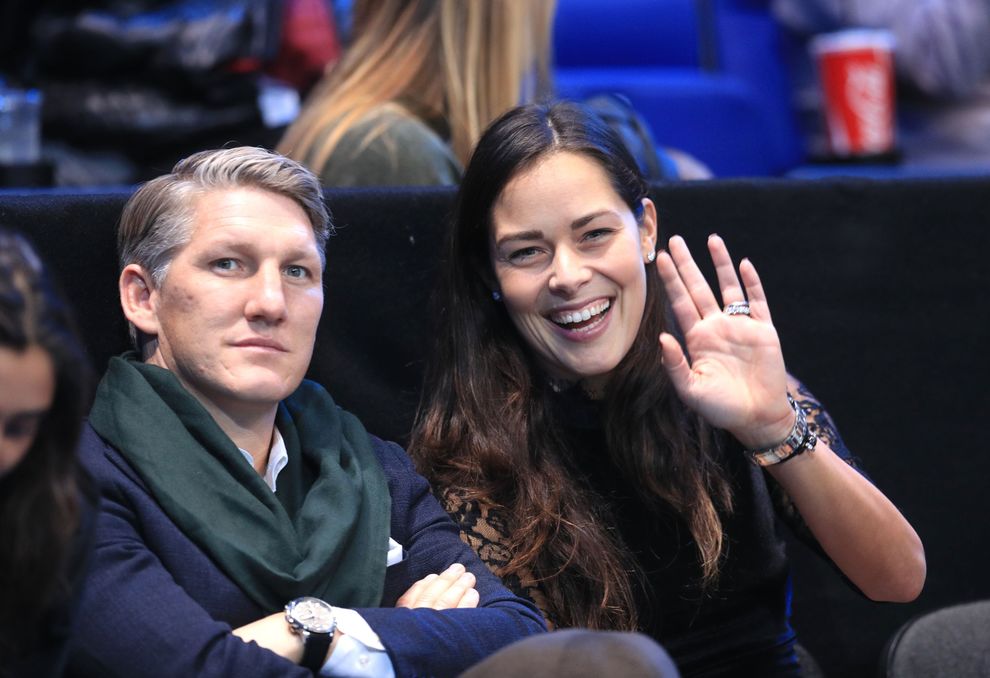 Bastian Schweinsteiger and Ana Ivanovic in the stands during day eight of the Barclays ATP World Tour Finals at The O2, London. PRESS ASSOCIATION Photo. Picture date: Sunday November 20, 2016. See PA story TENNIS London. Photo credit should read: Adam Davy/PA Wire. RESTRICTIONS: Editorial use only, No commercial use without prior permission