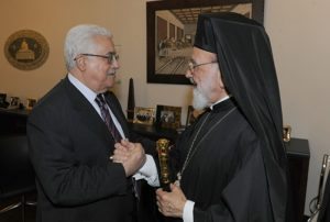 Abu Mazen e l'Acivescovo Hilarion Capucci