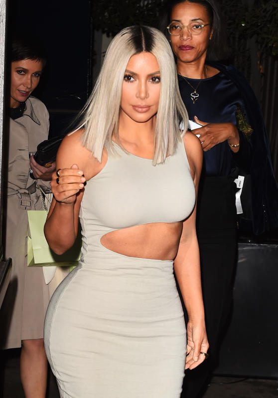 Kim Kardashian, sfodera il suo lato migliore...