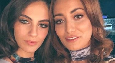 «Pace e amore»: ma il selfie tra Miss Israele e Miss Iraq scatena le polemiche