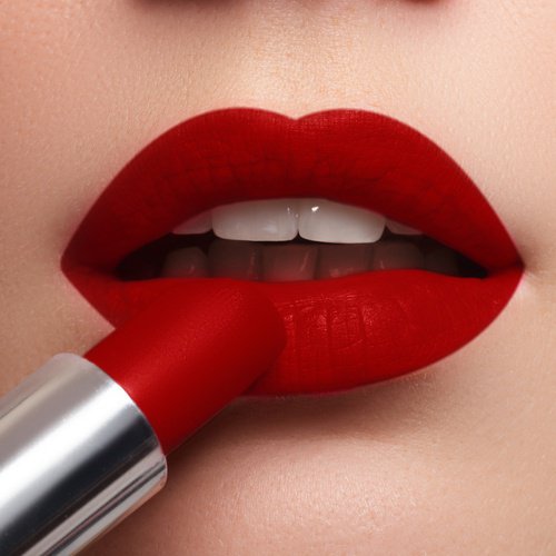 What is better, matte or glossy lipstick?