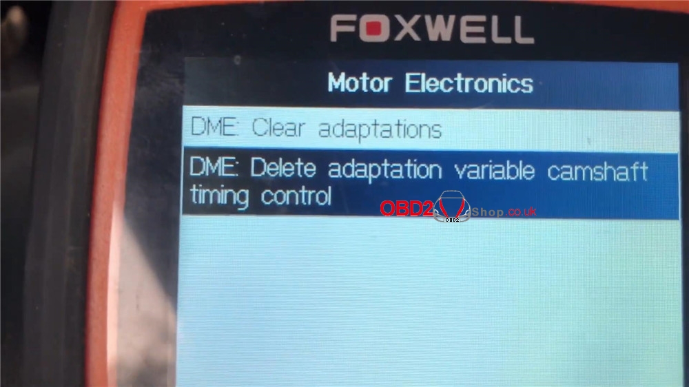 bmw-mini-cooper-adaptation-values-reset-by-foxwell-nt510-12