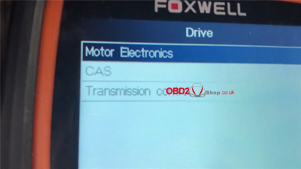 bmw-mini-cooper-adaptation-values-reset-by-foxwell-nt510-9