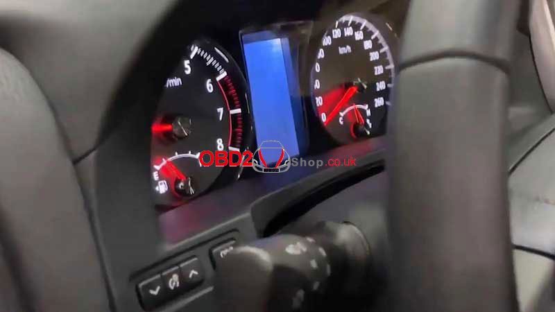 lonsdor-k518s-lke-program-2015-toyota-crown-akl-success-(9)