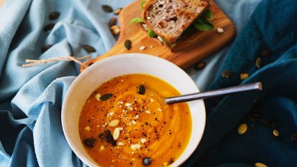 Zuppa di panna, borscht, zuppa di cavolo e guazzabuglio. Cosa è più utile