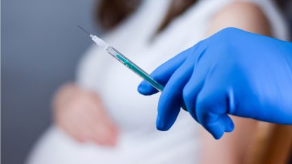 La vaccinazione contro il coronavirus porta all'infertilità Risposta degli esperti