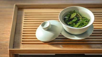 Quando non puoi bere il tè verde, controindicazioni al tè verde, l'opinione di un nutrizionista.