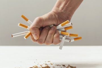Come un uomo può smettere di fumare da solo, consigli di base