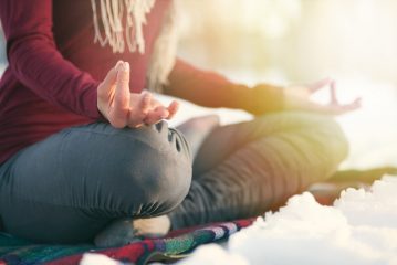 Yoga per il raffreddore, asana per l'immunità e la salute dei polmoni