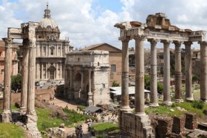 11 Tempat Wisata yang Wajib Dikunjungi di Roma, Italia