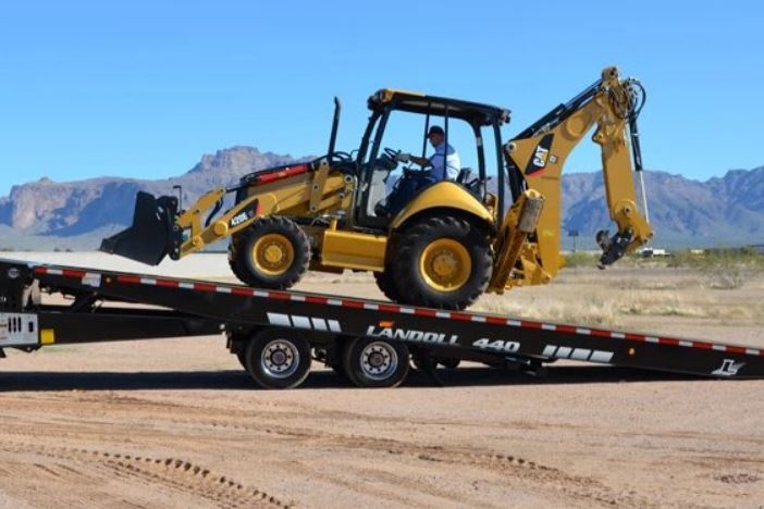 How to Find a Reputable Heavy Equipment Transport Company