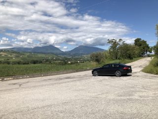 #testdrive le bellezze dell'Abruzzo con la #Jaguar XE 300 Sport