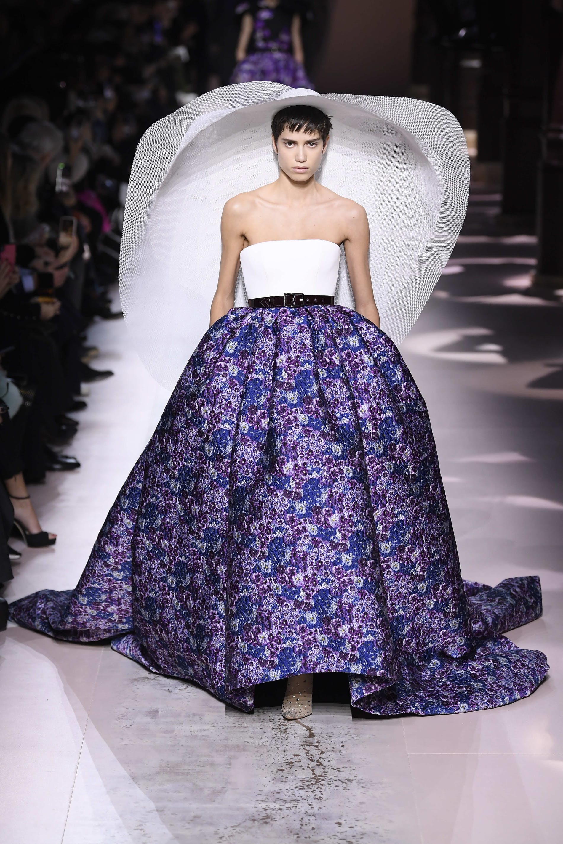 Givenchy alla haute couture Parigi - FashionrunwaysFashionrunways