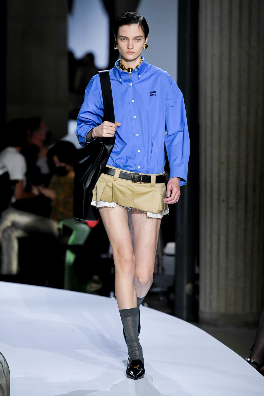 La minigonna di Miu Miu alla Parigi Fashion Week -  FashionrunwaysFashionrunways