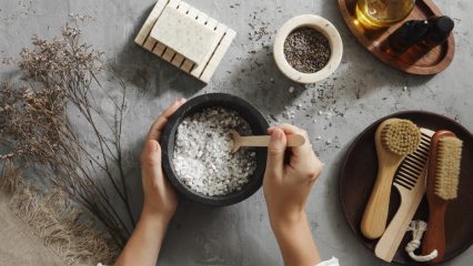 Come fare la crema anticellulite con le tue mani a casa.