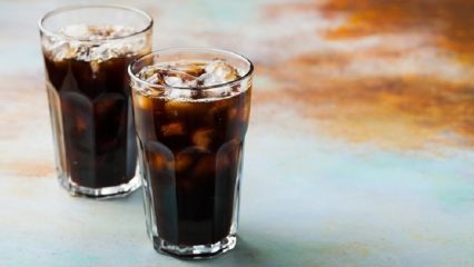 Cola, benefici e rischi, quanto puoi bere, la cola dietetica è dannosa.
