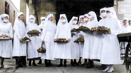 Progetto fotografico, olocausto virale o influenza spagnola