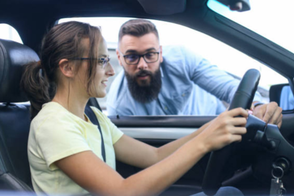 On The Road To Safety: The Importance Of Professional Driving Lessons