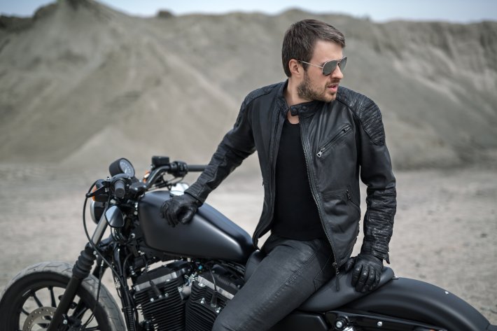 Choosing The Right Motorbike Jacket: Factors To Consider