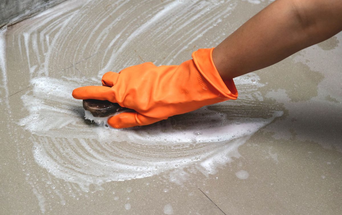 3 Easy Ways to Remove Oil Stains from Your Concrete Driveway