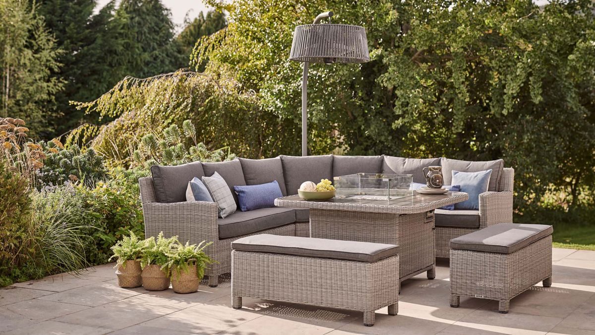 Tips To Choose The Perfect Furniture For Your Garden