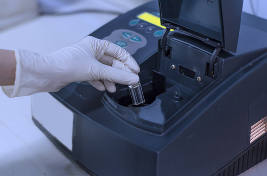 A Comprehensive Guide To OD Spectrophotometers: Working Principles And Uses