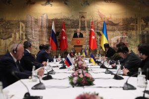 Russia and Ukraine delegations meet in Turkey