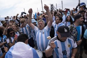 Argentina fans celebrate World Cup title
