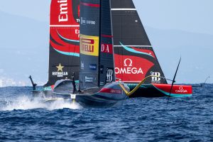 Luna Rossa Pronta Per La Louis Vuitton Cup a Barcellona