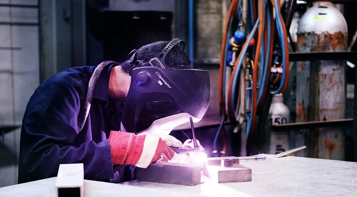Do Welding Hoses Need to Meet Any Specific Standards or Certifications