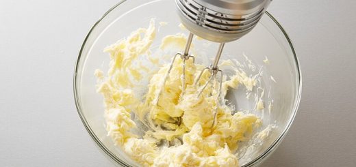 How to Properly Cream Butter and Sugar for Pastry Recipes