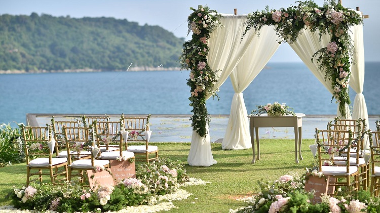 Top Factors to Consider When Selecting a Wedding Venue