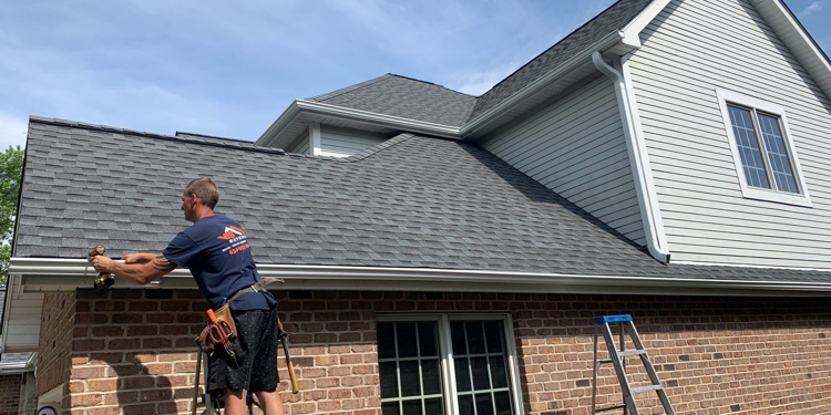 How To Select The Appropriate Roofing Contractor For Your Task?
