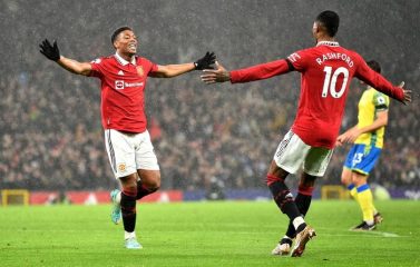 Tris del Manchester United, il Nottingham in zona retrocessione