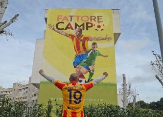 'Fattore Campo', inaugurato a Lecce il murales con Chevanton