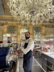 Storico Caffè San Carlo riapre a Torino con cucina stellata