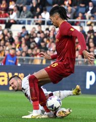 Calcio: Smalling, rappresentare la Roma un onore enorme