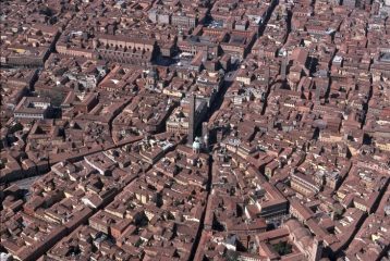 Bologna lancia il Climate City Contract verso emissioni zero