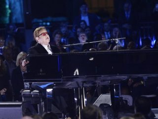 Elton John non userà più Twitter, 'prospera disinformazione'