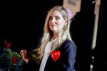 Chiara Ferragni devolve il compenso di Sanremo per la lotta contro la violenza sulle donne