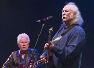 Morto David Crosby, fondatore dei The Byrds e di Crosby, Stills and Nash