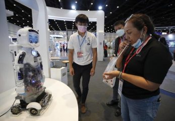 Medici bocciano il robot cinese, ma il problema sono i dati