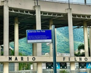 Pelé: avenida che 'circonda' Maracanà è intitolata a O Rei