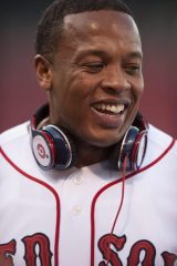 Il rapper Dr. Dre verso cessione catalogo musicale a Universal