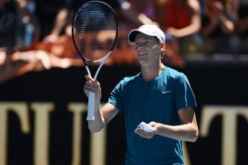 Tennis: Australia, Sinner agli ottavi contro Tsitsipas 