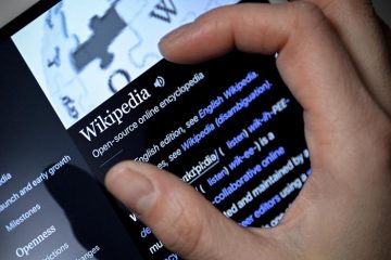 Wikipedia compie 22 anni, in Italia 2 milioni di registrati