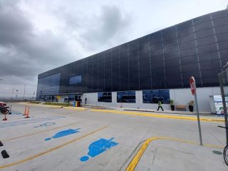 Centro di PepsiCo in Messico coperto con vetro fotovoltaico