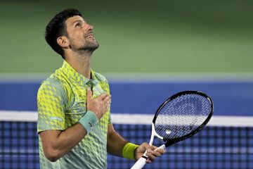 Tennis: Djokovic in semifinale a Dubai, sognando l'America