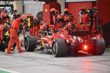 F1: Bahrain; Ferrari subito stop, Leclerc costretto al ritiro