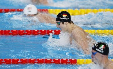 Mondiali nuoto: 4X100 mista misti in finale con pass olimpico